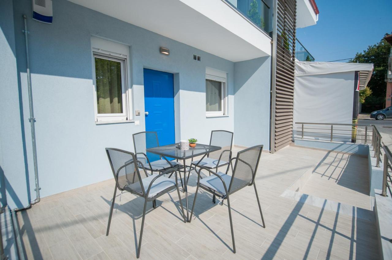 Niki'S Apartments Peraia  Exterior photo